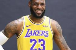 勒布朗·詹姆斯人民日報(bào)撰文(wén)：篮球是连接彼此的橋(qiáo)梁