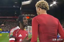 利物浦险胜南安普顿晋级，埃基蒂克染红惹怒队友