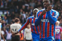 英超爆冷！热刺1-1惨遭狼队逼平，狼队终结五连败