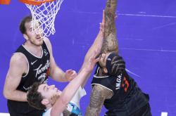 （体育）篮球——NBA常规赛：猛龙胜黄蜂