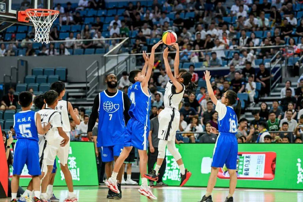 国寿同行!篮球少年圆梦之旅