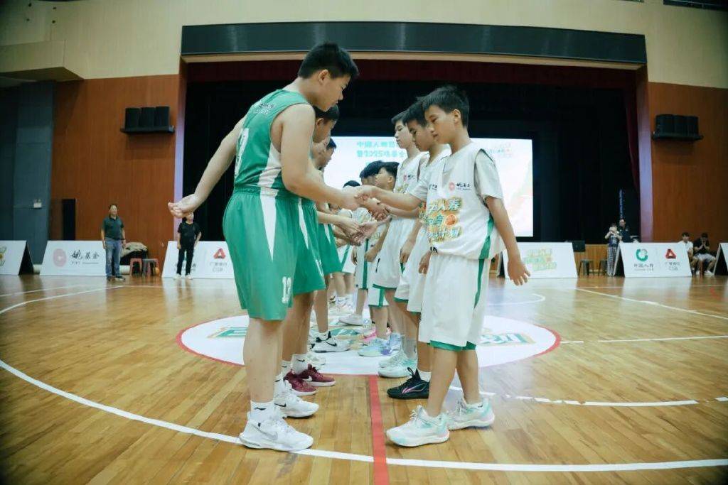 国寿同行!篮球少年圆梦之旅
