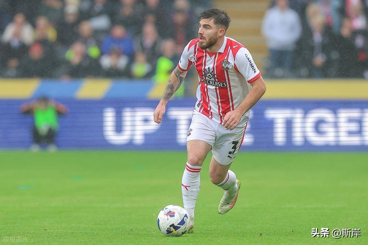 英联杯:利物浦5倍身价碾压南安普顿