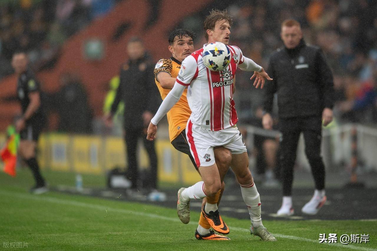 英联杯:利物浦5倍身价碾压南安普顿