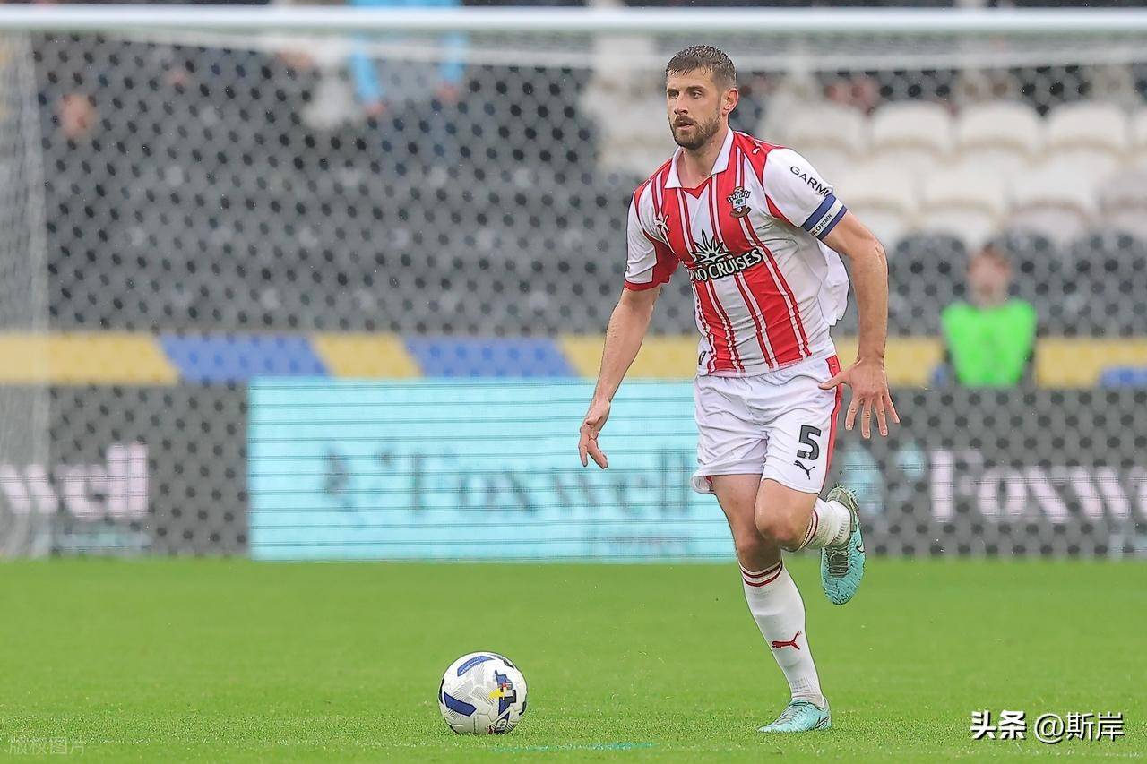 英联杯:利物浦5倍身价碾压南安普顿