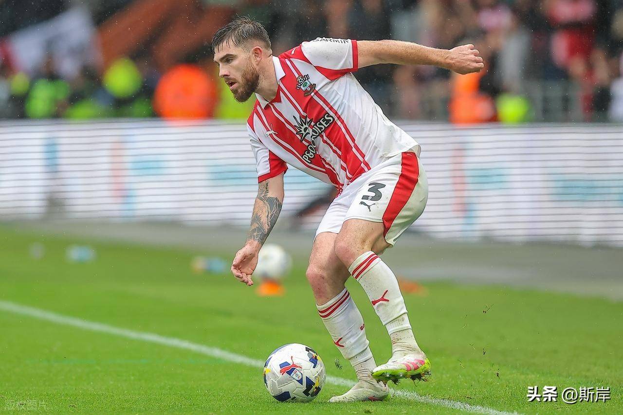 英联杯:利物浦5倍身价碾压南安普顿