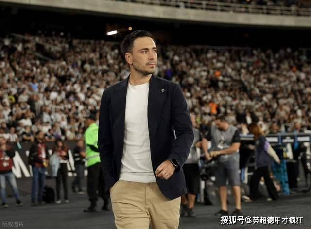 安切洛蒂自传里耿耿于怀穆里尼奥国米击败切尔西,老板真难伺候!