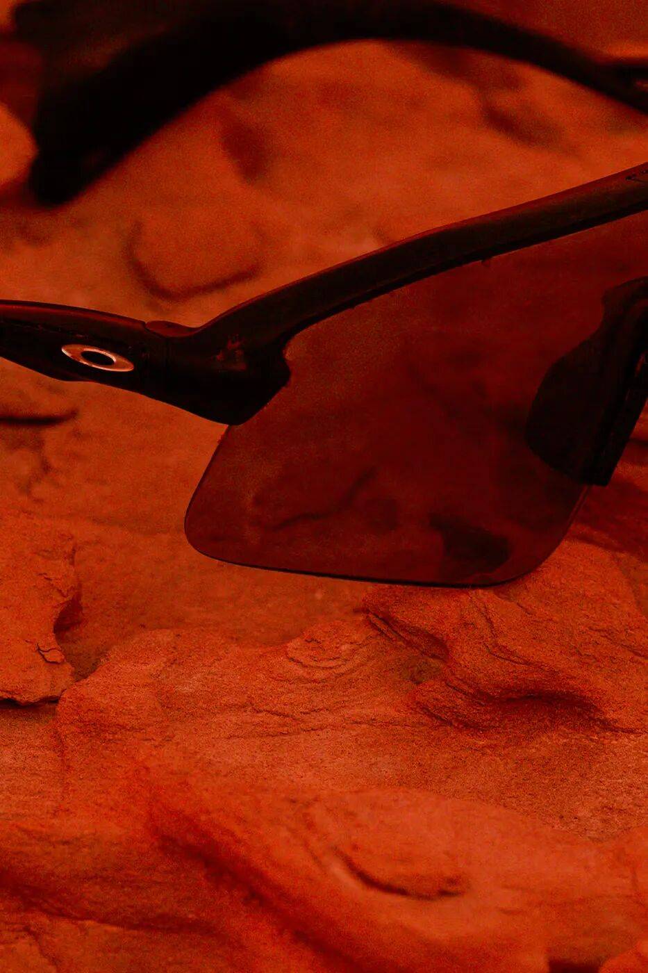 阿森纳携手 A-COLD-WALL 推出街头服饰系列