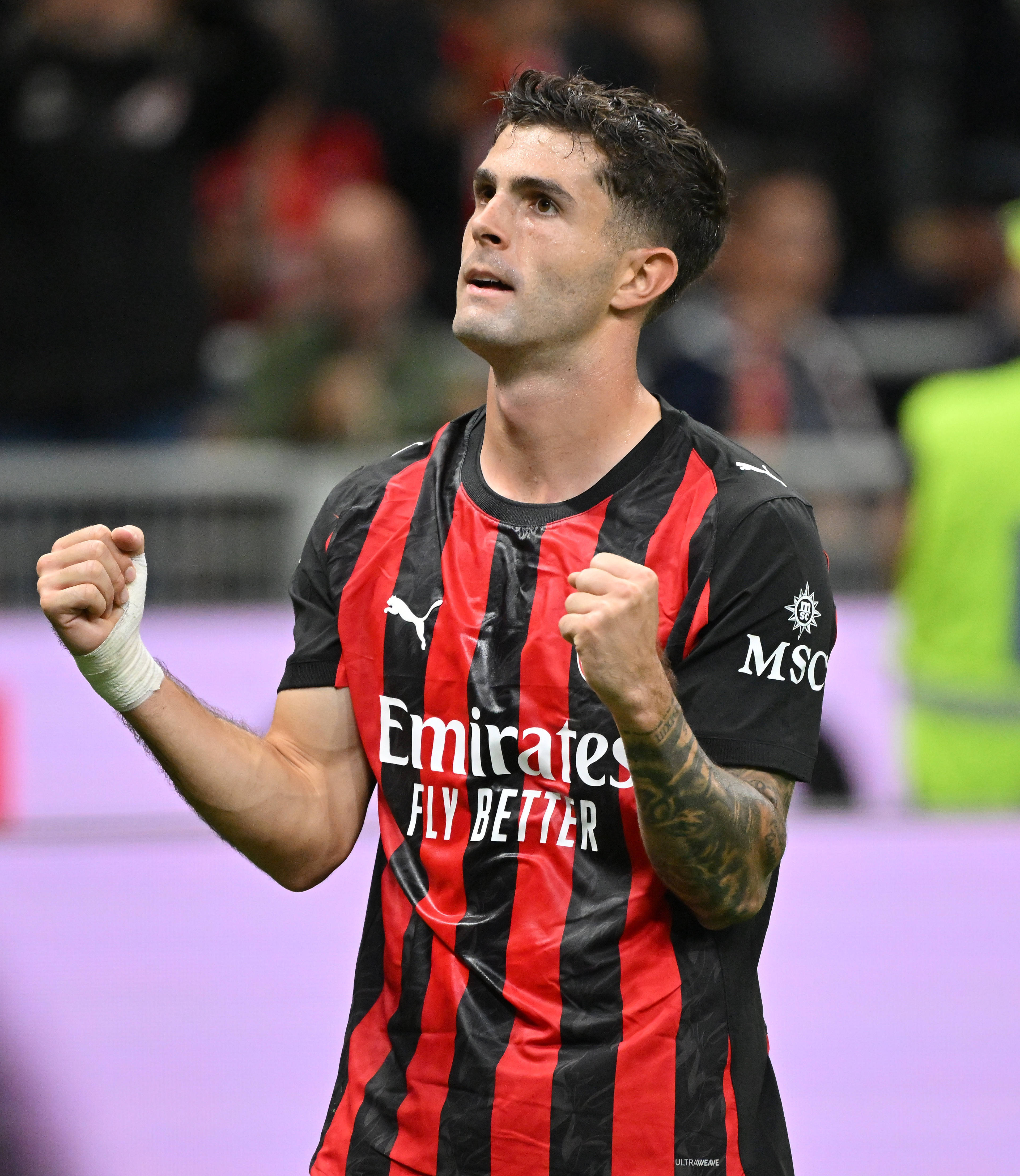 （体育）足球——意甲：AC米兰胜那不勒斯