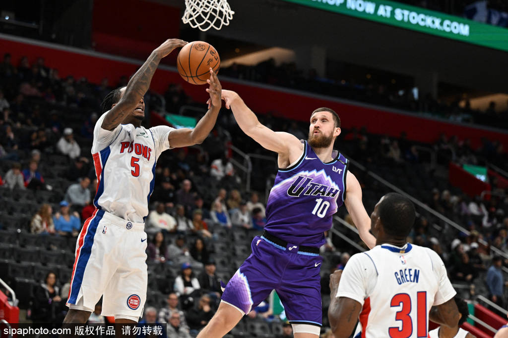 底特律活塞10连胜迎战亚特兰大老鹰